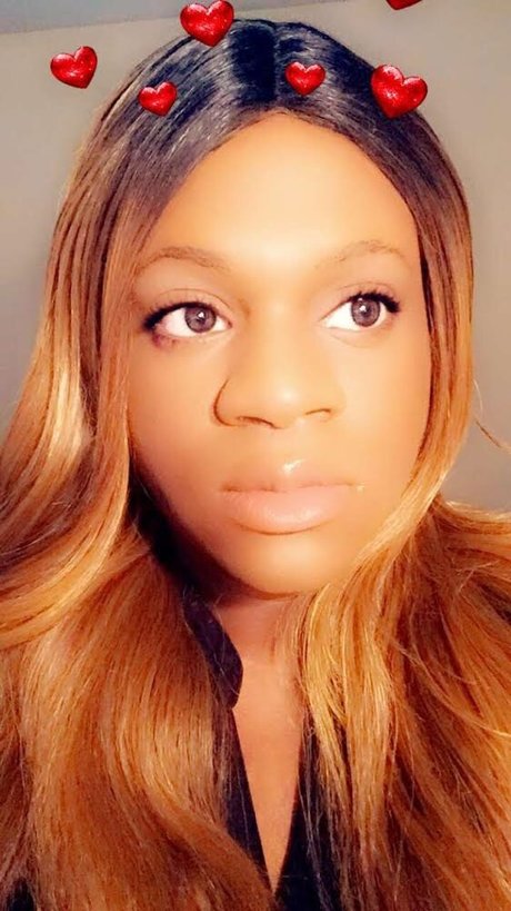 Mya Brinks model sexy pic