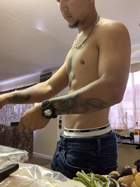 El domi art model photo