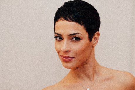 ElliB exclusive pornstar image