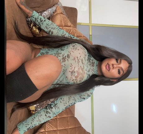 Violet finch star art pics