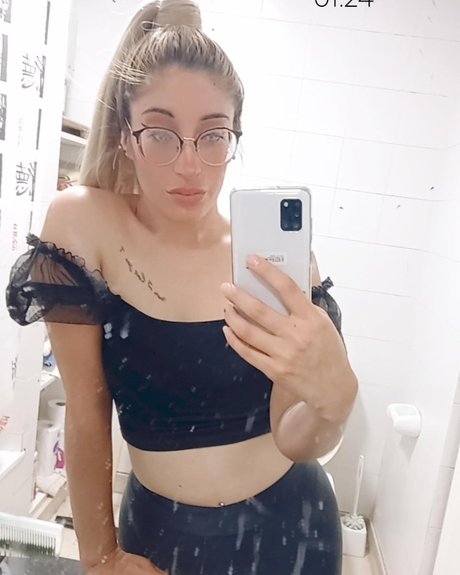 Nanii_ perfect star picture