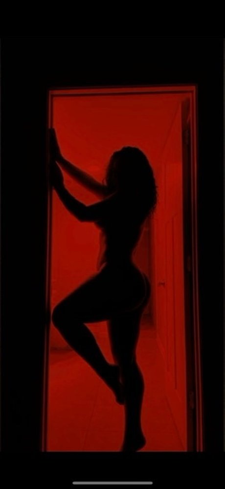 Nanibby7 model art pic