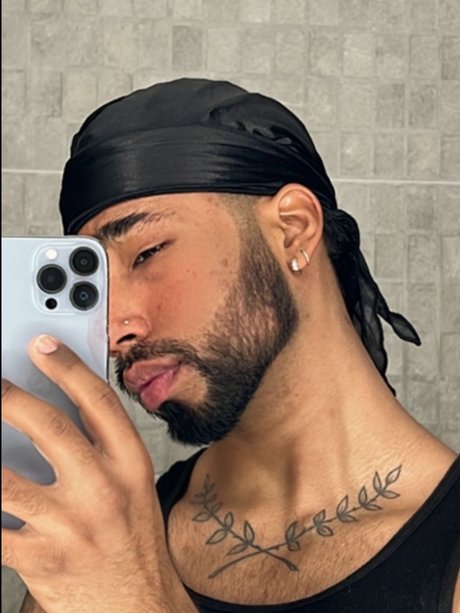 SebasAcostaFit xxx star photo