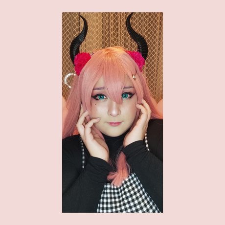 Hadita model nude gallery