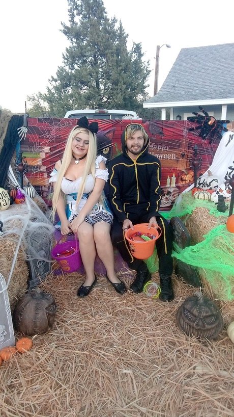 Lucifina kitten model sex images