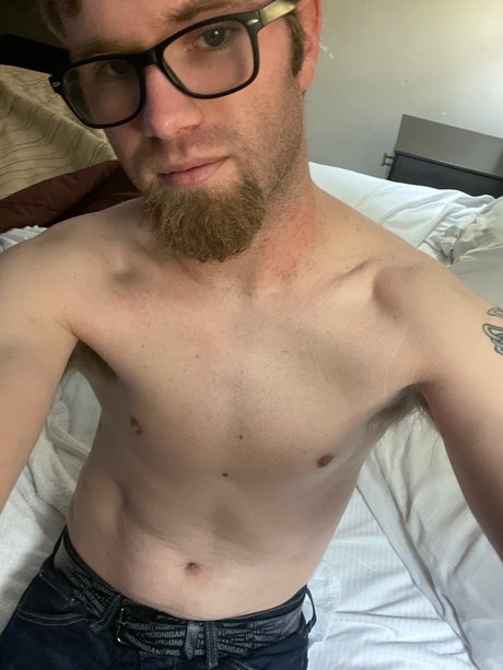 The Lion star nudes image