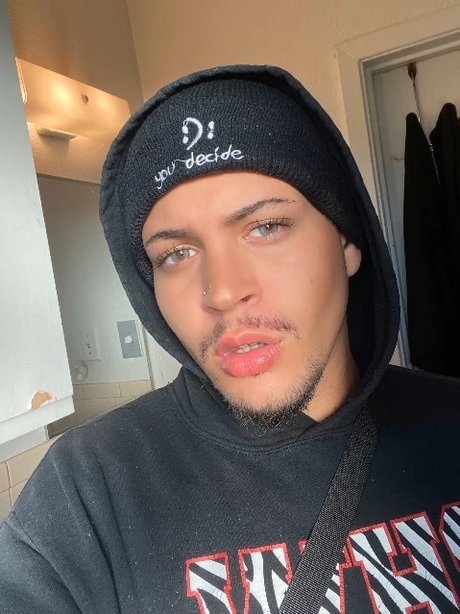 Cosmonaut model sexy pic