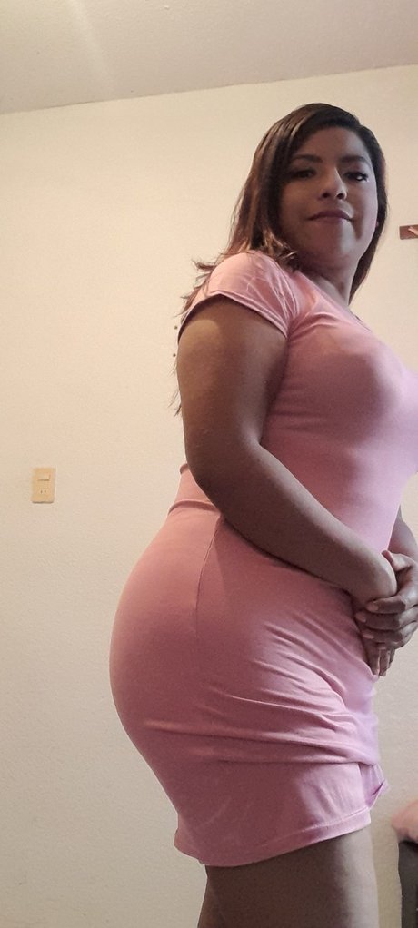 Nayelii ramos pretty actress image