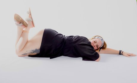 Naughtyy Duchess xxx pornstar images