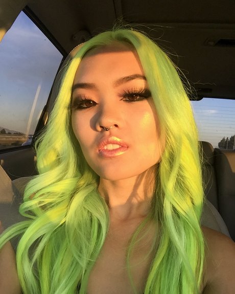 Casshole Yee sex actress photo