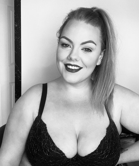 Your Fav Tits pornstar free photo