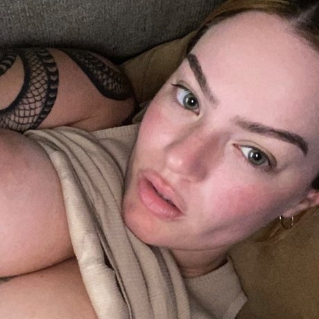 Lonna Love model adult gallery