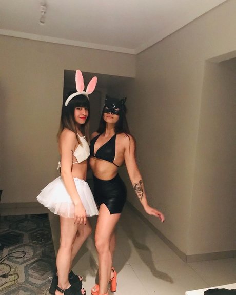 Isabelle Cake_ pretty pornstar images