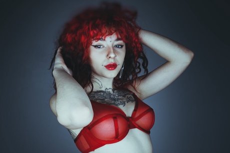 Ira Toxo_ model free pics