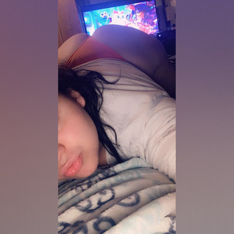 Snow bunny top star pic