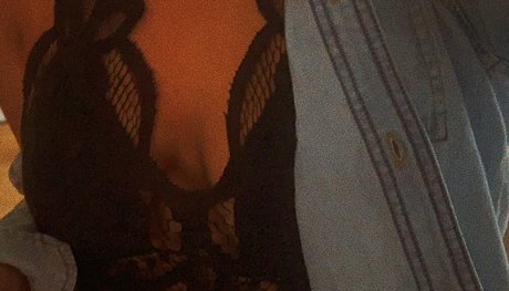 Nicole Kaye pretty pornstar pics