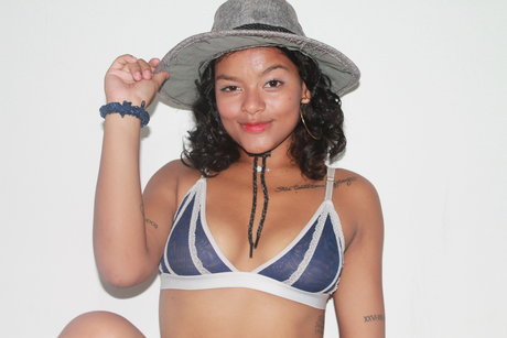 Nicole andrea model top image