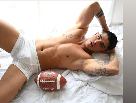 Nico Gonzalez nude model picture