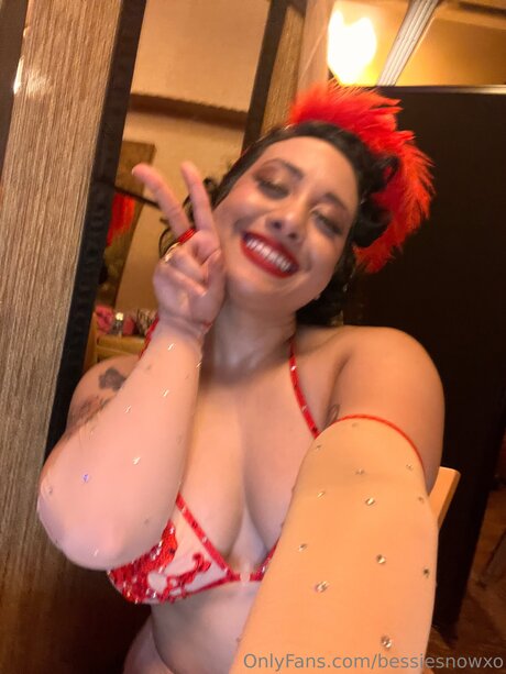 Bessie Snow pornstar nude gallery