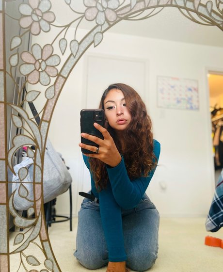 Sarah Cudi pornstar hot img