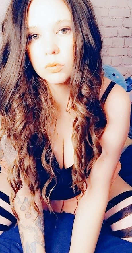 Queen Cupcake_ sexy model gallery