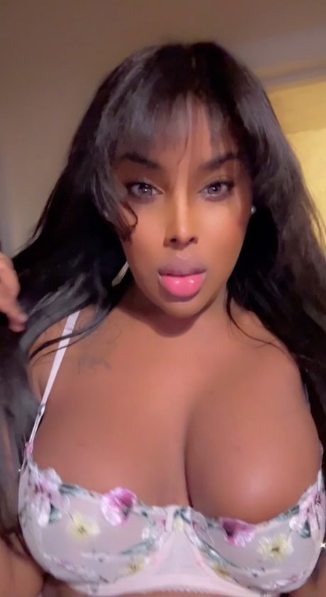 Mistress Isabella Cummings xxx actress images