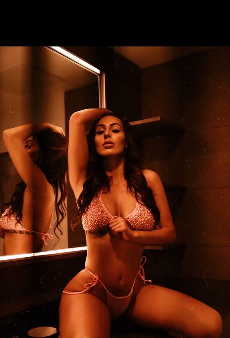 _Bella xxx pornstar erotic pics