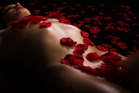 Mrs Bella Blow amp amp Mr Paradise Long exclusive pornstar picture