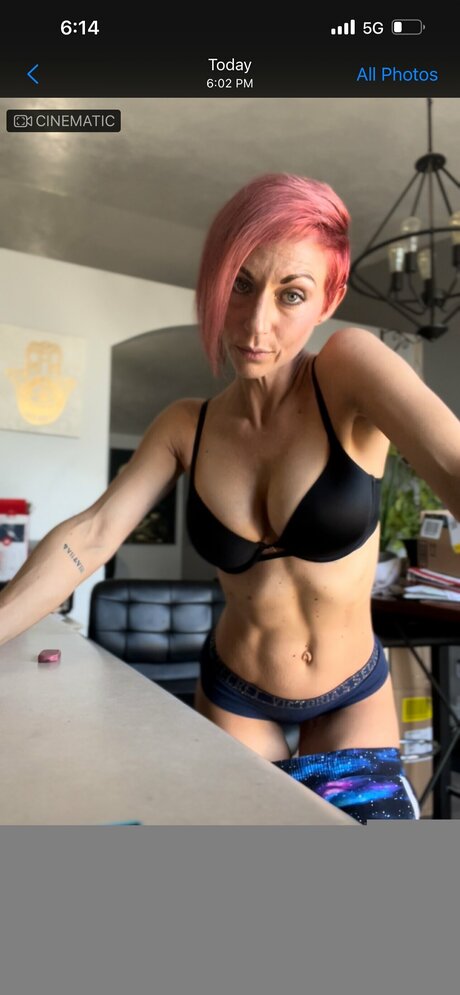 _PETITE HIP HOP VIXEN_ model best picture