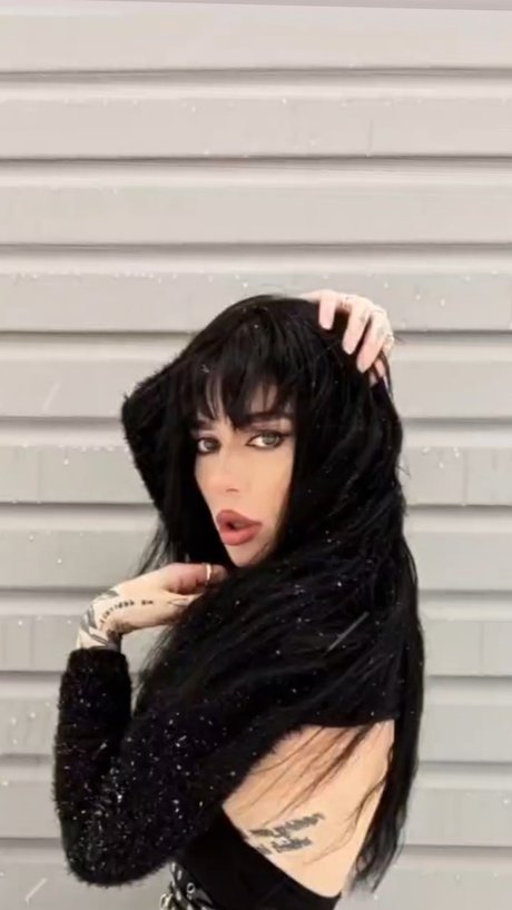 Nightmare Waifu model photos