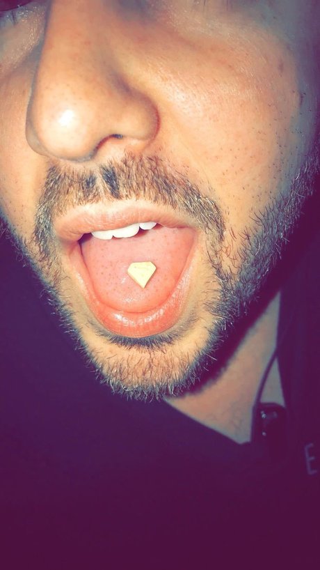 305Jmac JR star xxx galleries