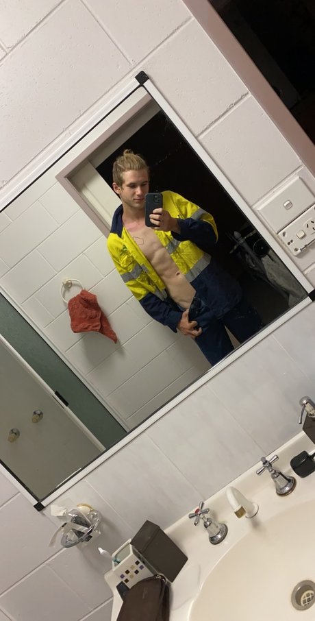 Aussie Soccer Boy nude pornstar image