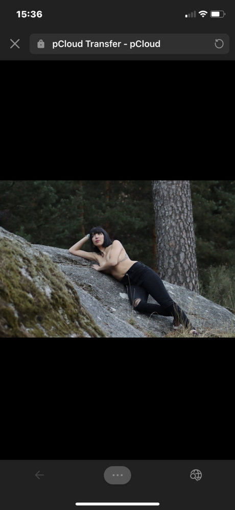 Ainud nice actress photo