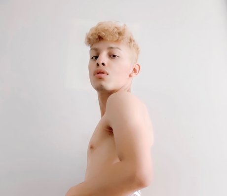 aimer l apollo pornstar hd image