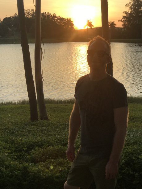 BinkyJohn star top picture