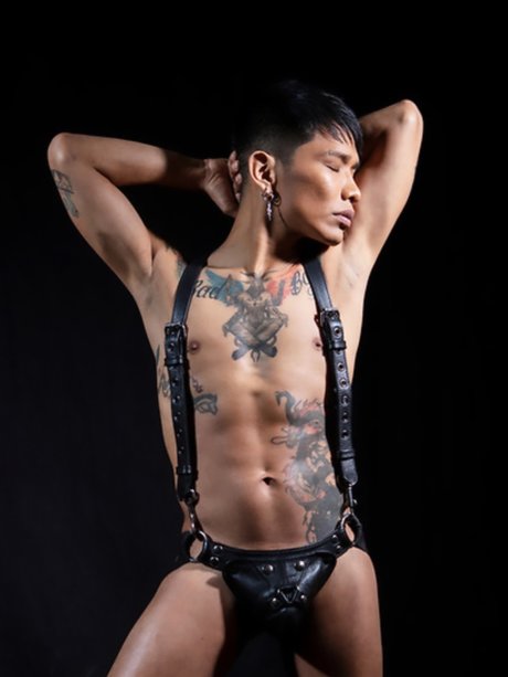 Alexiel Torres star art photo