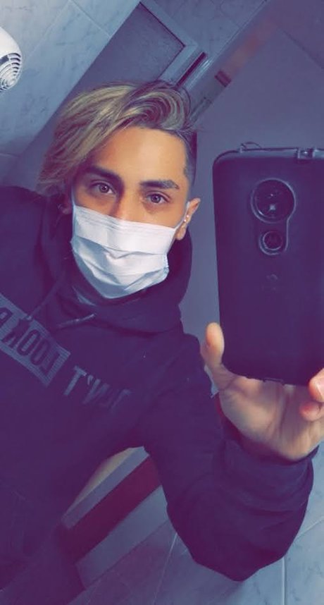 Nino lohan pretty actress pic