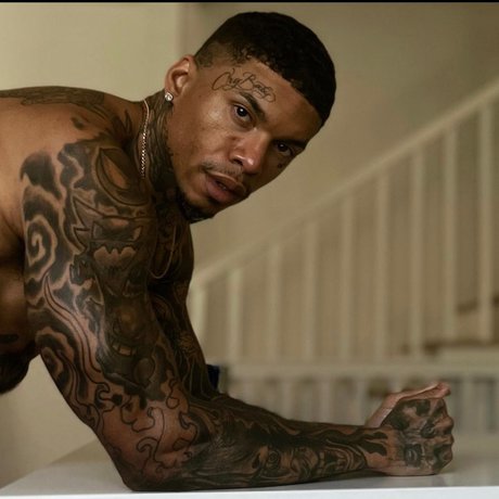 Cozi Daddi star art photos