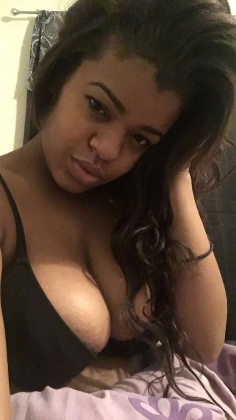 Charlie knows best top model picture