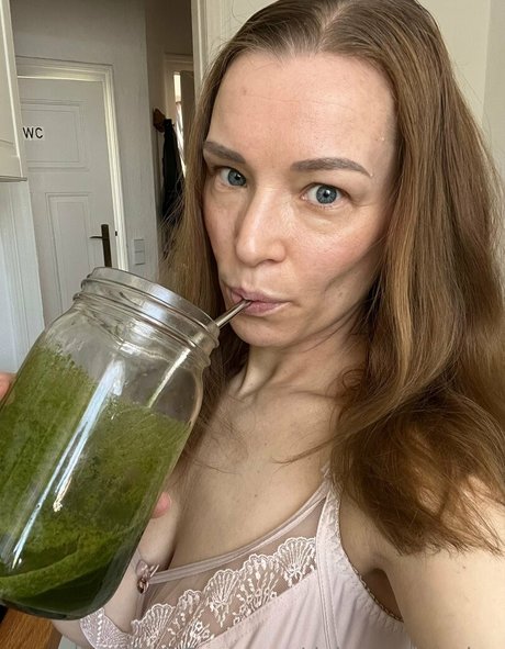 daisyvanheyden pretty pornstar pics