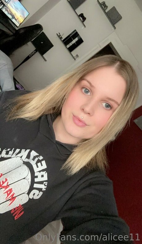 alicee11 perfect star image