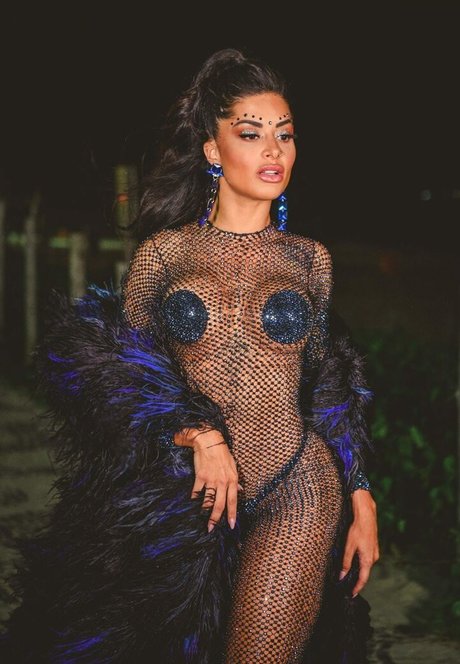 Aline Riscado model perfect galleries