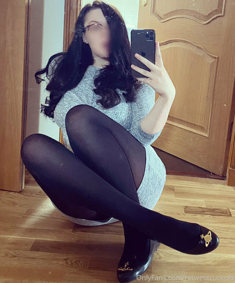 retweetcuckold naked actress pictures