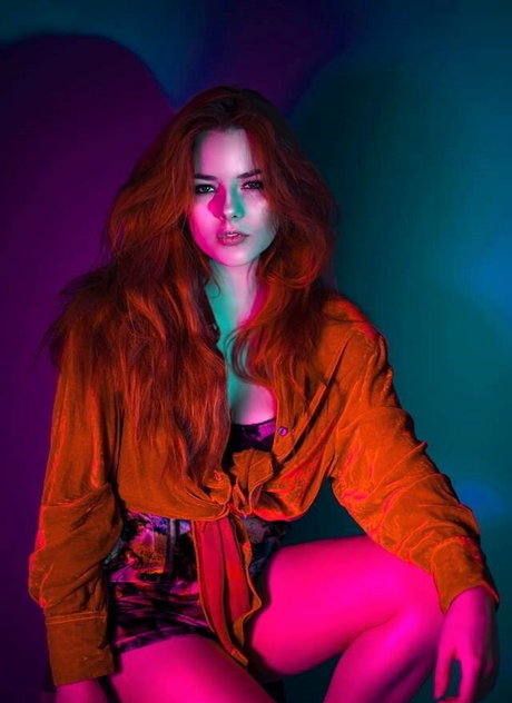 Ash Millman model sexy archive