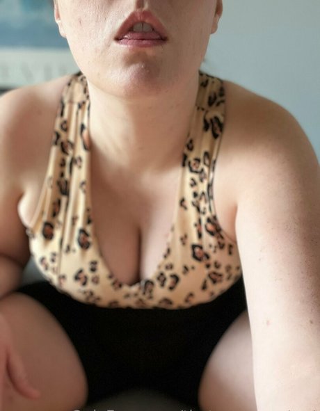 thetaxaccountant model best photo