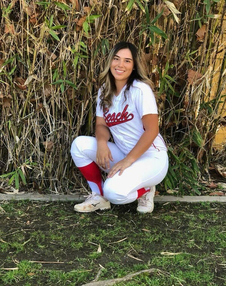 Alissa Cienfuegos sex pornstar img