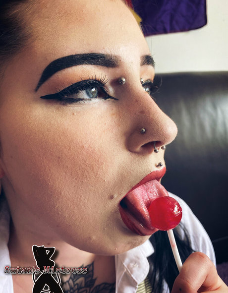 sxatansmistressfree pornstar exclusive img