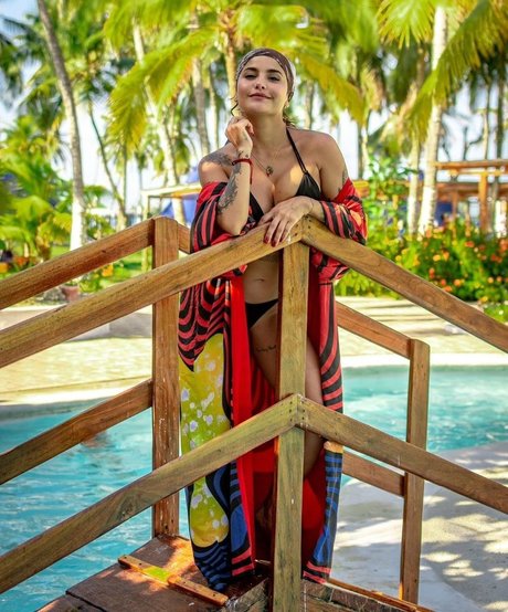 Martina La Peligrosa star exclusive image