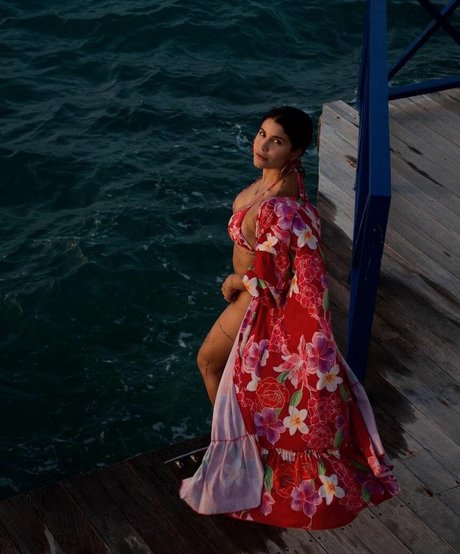 Martina La Peligrosa beautiful model pic