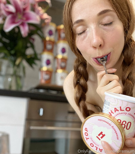 redbuns top model pics